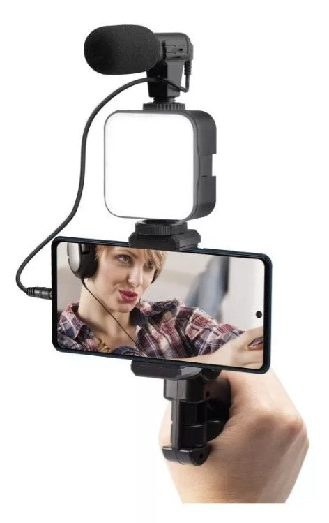 TRIPODE DE CELULAR CON LUZ Y MICROCROFONO